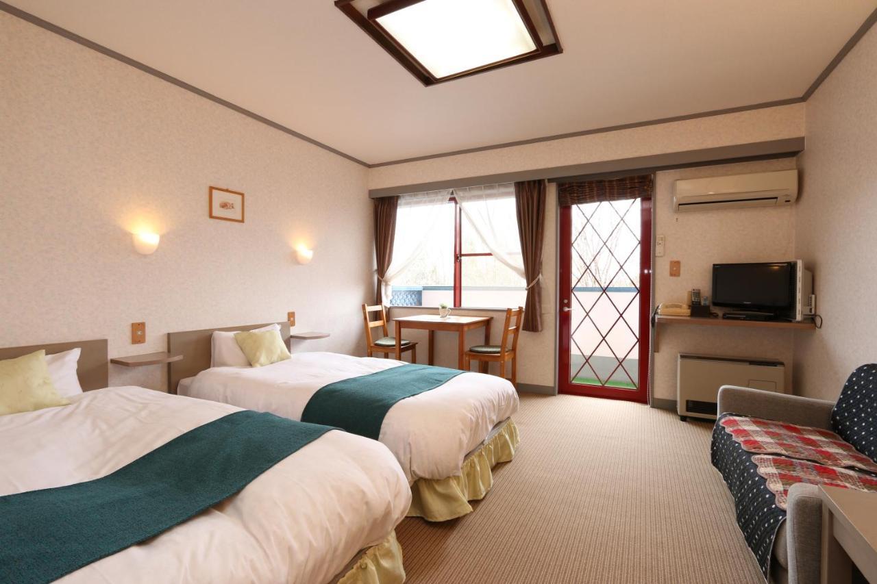 Naughty Cao Hotel Yamanakako Exterior photo